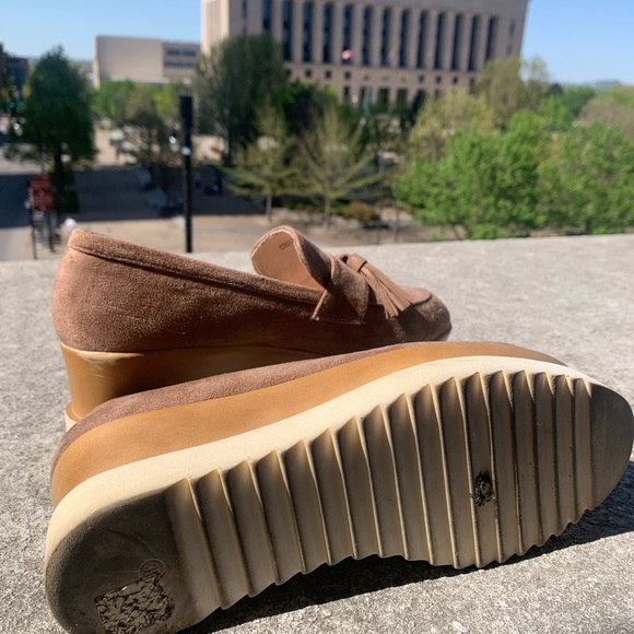 Suede platform flats 🥰 - Picture 4 of 5